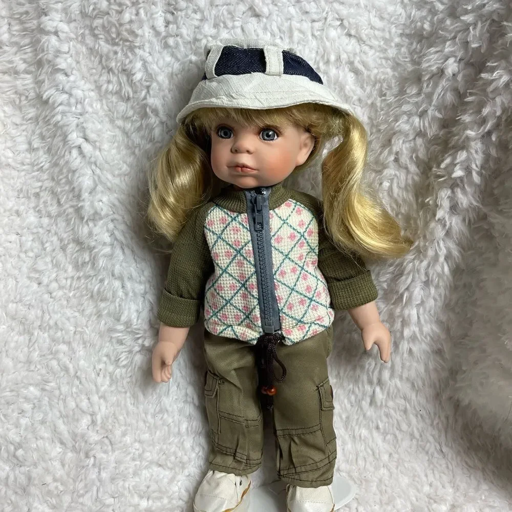 New in Box Duck House Heirloom Porcelain Doll Marlee 16” dress up for ad… - Picture 2 of 11